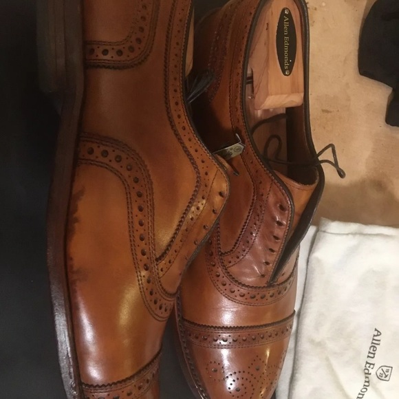 ALLEN EDMONDS 11D WALNUT STRAND MEDALLION CAP-TOE - Picture 8 of 13